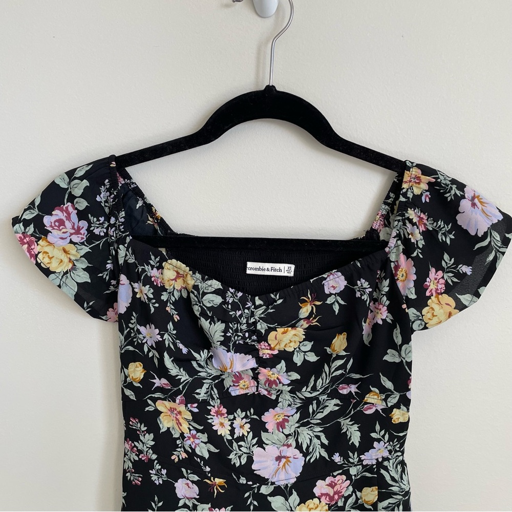 {abercrombie & fitch} black floral midi dress